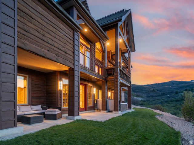 6438 E SUMMIT CV, Huntsville, UT 84317