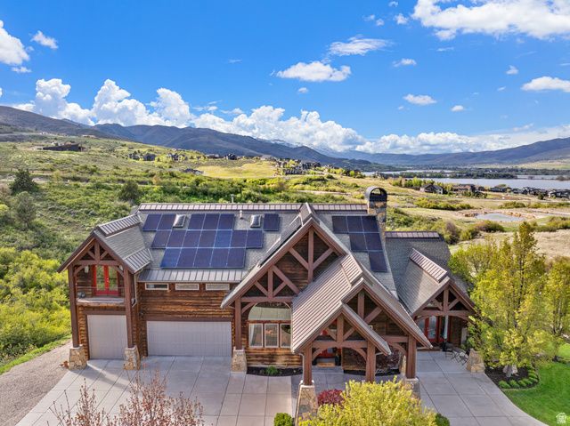 6438 E SUMMIT CV, Huntsville, UT 84317