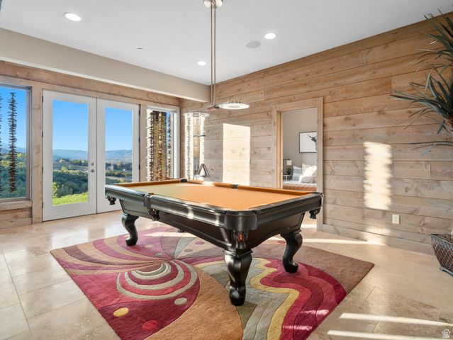 6438 E SUMMIT CV, Huntsville, UT 84317