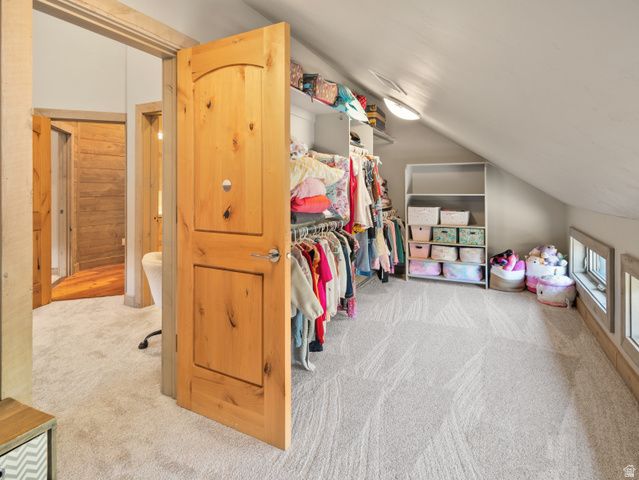 6438 E SUMMIT CV, Huntsville, UT 84317