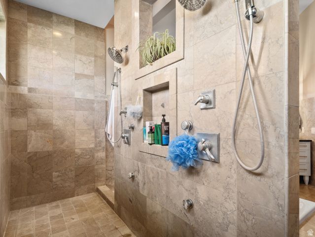6438 E SUMMIT CV, Huntsville, UT 84317