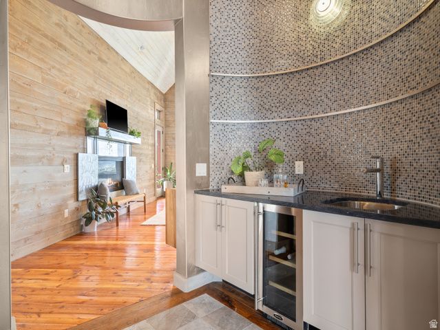 6438 E SUMMIT CV, Huntsville, UT 84317