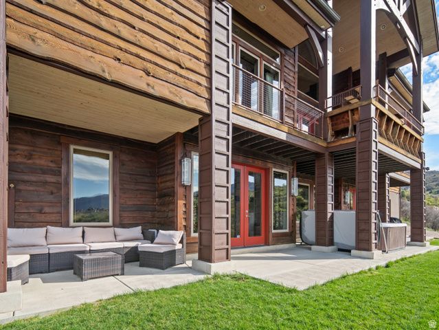 6438 E SUMMIT CV, Huntsville, UT 84317