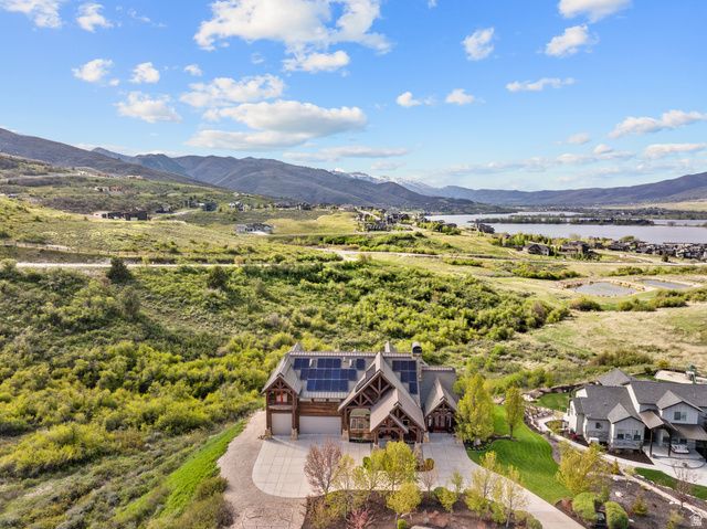 6438 E SUMMIT CV, Huntsville, UT 84317