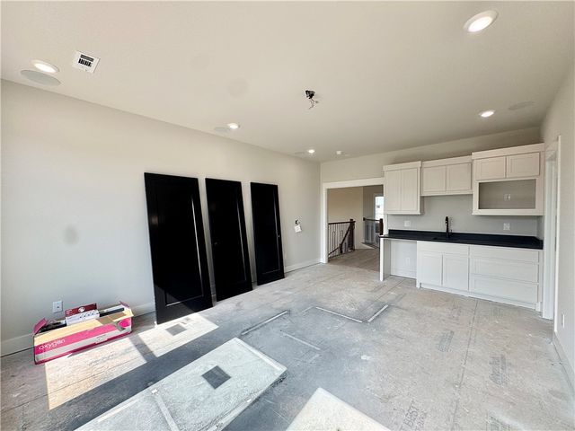 4312 S 87th Street, Bentonville, AR 72713