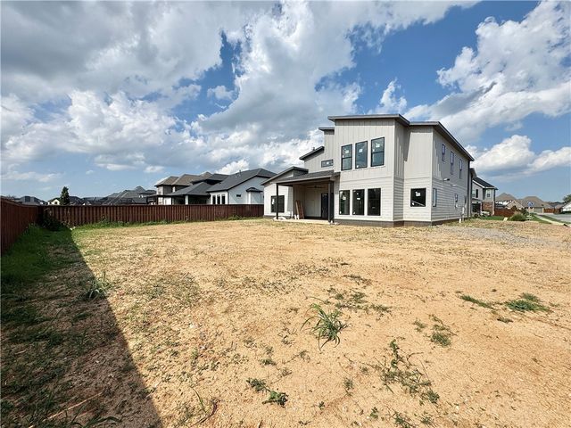 4312 S 87th Street, Bentonville, AR 72713