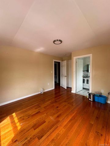 20120 120th Avenue, Cambria Heights, NY 11412