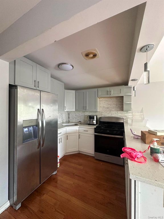 20120 120th Avenue, Cambria Heights, NY 11412