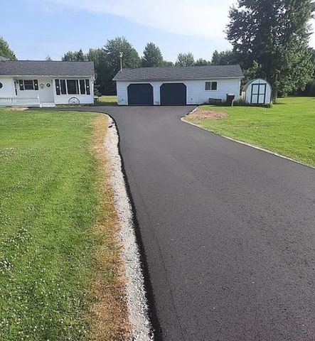 5085 W Redstone Road, Saint Louis, MI 48880