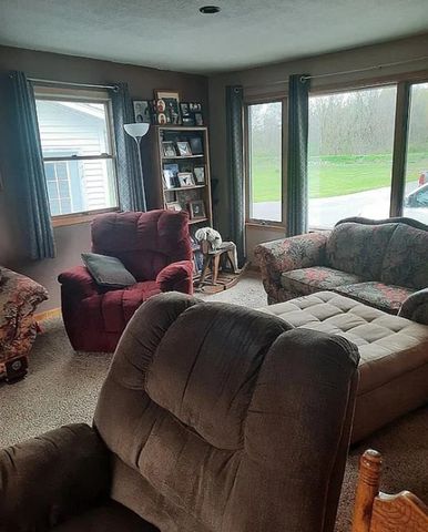 5085 W Redstone Road, Saint Louis, MI 48880
