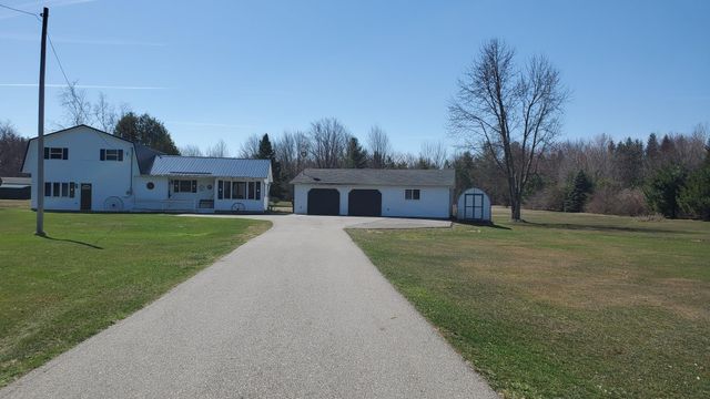 5085 W Redstone Road, Saint Louis, MI 48880