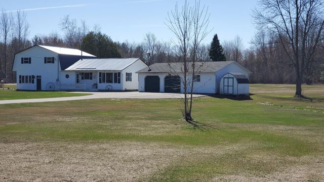5085 W Redstone Road, Saint Louis, MI 48880