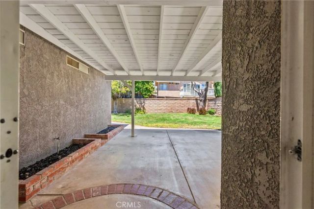 28511 Victoria Rd., Castaic, CA 91384