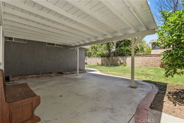 28511 Victoria Rd., Castaic, CA 91384