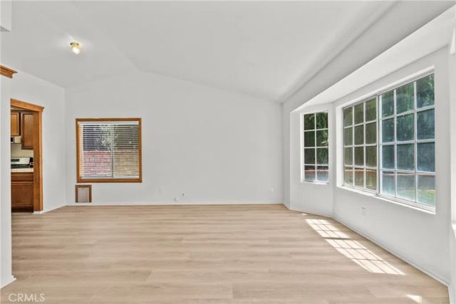 28511 Victoria Rd., Castaic, CA 91384