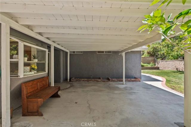28511 Victoria Rd., Castaic, CA 91384