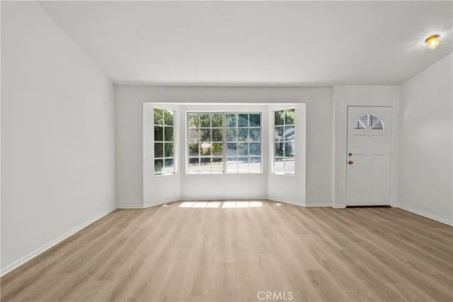 28511 Victoria Rd., Castaic, CA 91384