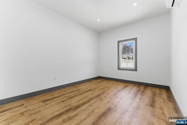821 18th Street, Union City, NJ 07087