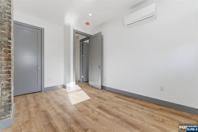 821 18th Street, Union City, NJ 07087