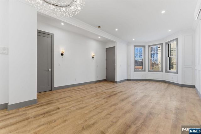 821 18th Street, Union City, NJ 07087