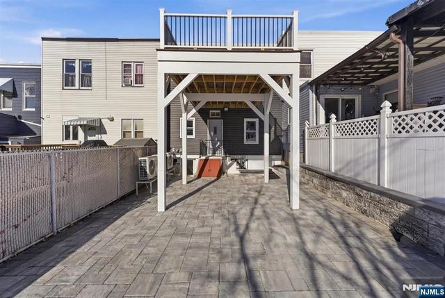 821 18th Street, Union City, NJ 07087