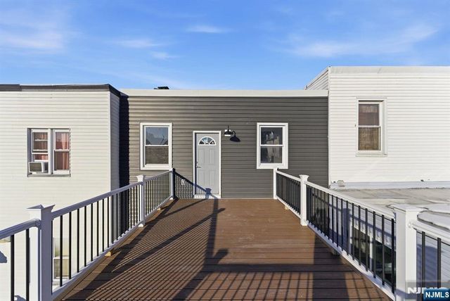 821 18th Street, Union City, NJ 07087