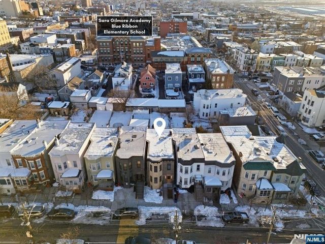 821 18th Street, Union City, NJ 07087