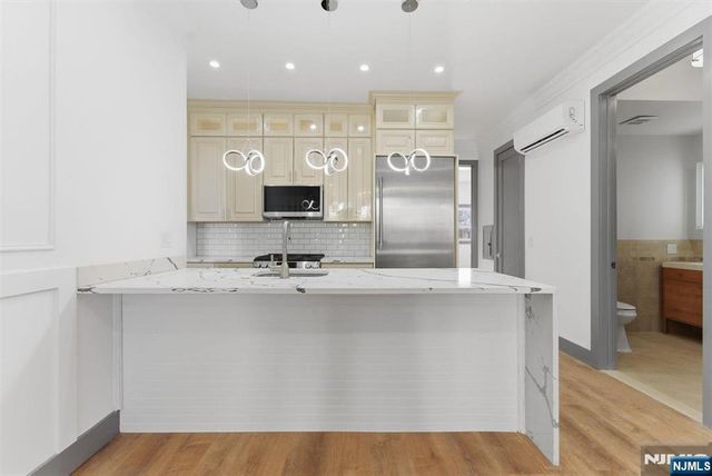 821 18th Street, Union City, NJ 07087