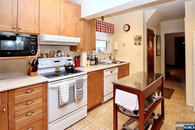 13-08 Ellis Avenue, Fair Lawn, NJ 07410