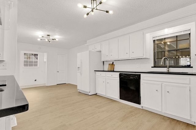 304 Harmony Lane, Hideaway, TX 75771