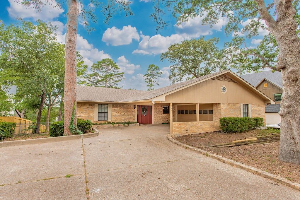 304 Harmony Lane, Hideaway, TX 75771