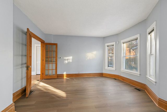 126 Park Avenue, Dekalb, IL 60115