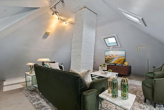 126 Park Avenue, Dekalb, IL 60115