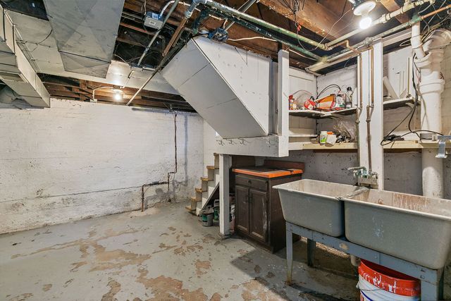 126 Park Avenue, Dekalb, IL 60115