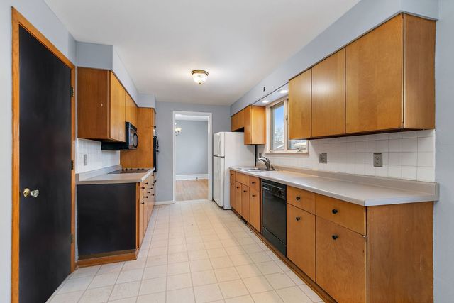 126 Park Avenue, Dekalb, IL 60115