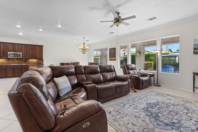 74629 Lavender Way, Palm Desert, CA 92260