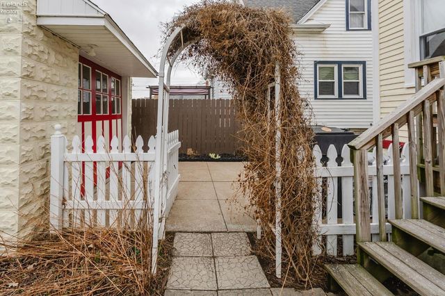 1505 Central Avenue, Sandusky, OH 44870