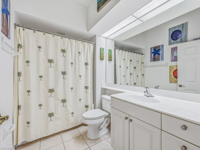 10811 Crooked River RD # 203, Estero, FL 34135