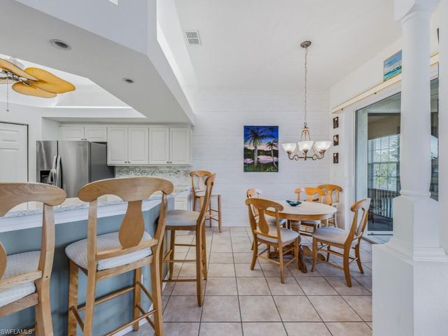 10811 Crooked River RD # 203, Estero, FL 34135