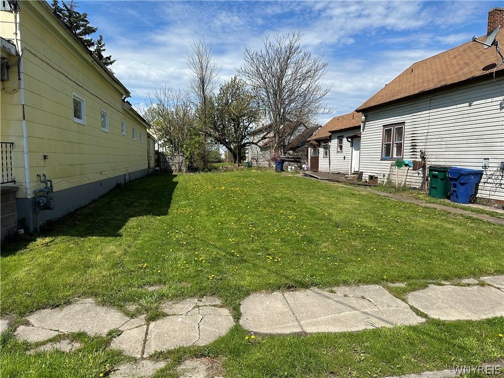 34 Clark Street, Buffalo, NY 14206