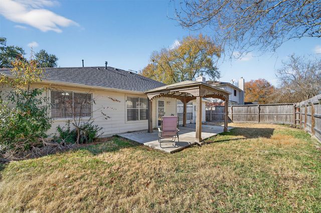 31302 Perlican Drive, Spring, TX 77386