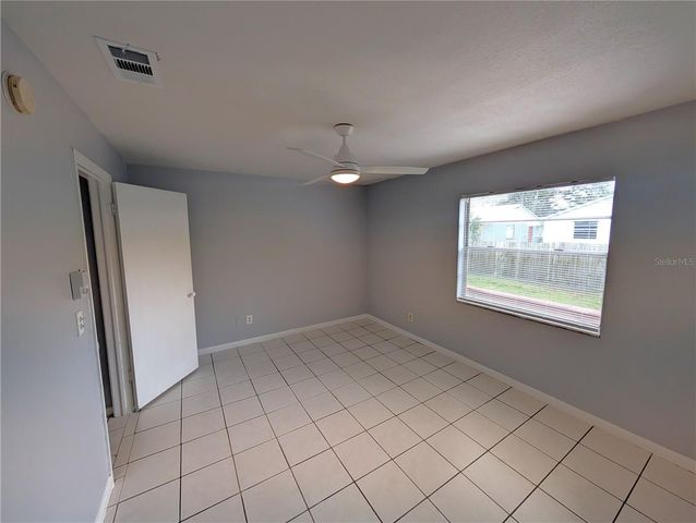 1803 E HUMPHREY STREET, Tampa, FL 33604