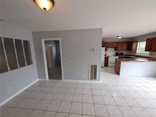 1803 E HUMPHREY STREET, Tampa, FL 33604