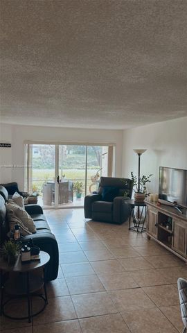 953 Coral Club Drive 953, Coral Springs, FL 33071