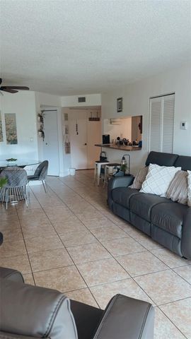 953 Coral Club Drive 953, Coral Springs, FL 33071