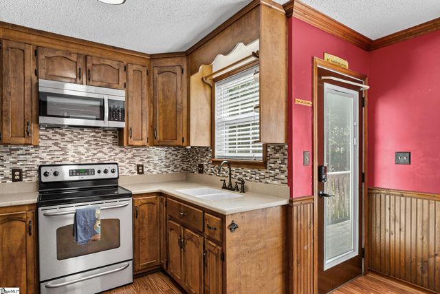 351 Knickerbocker Estate Drive, Fountain Inn, SC 29644