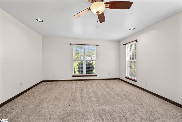 351 Knickerbocker Estate Drive, Fountain Inn, SC 29644