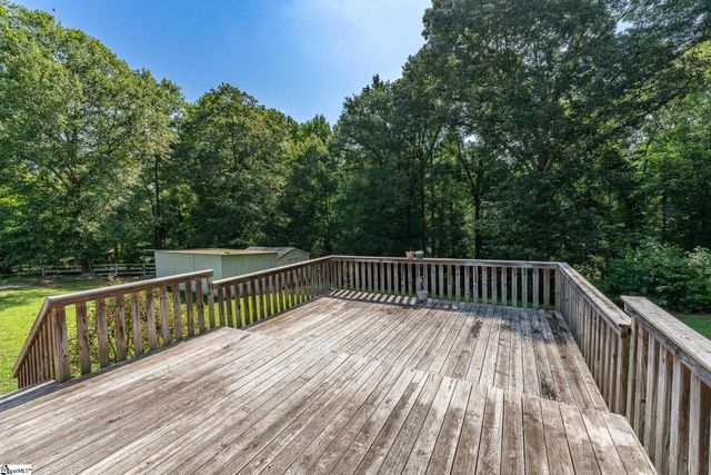 351 Knickerbocker Estate Drive, Fountain Inn, SC 29644