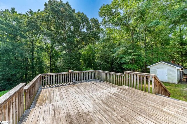 351 Knickerbocker Estate Drive, Fountain Inn, SC 29644