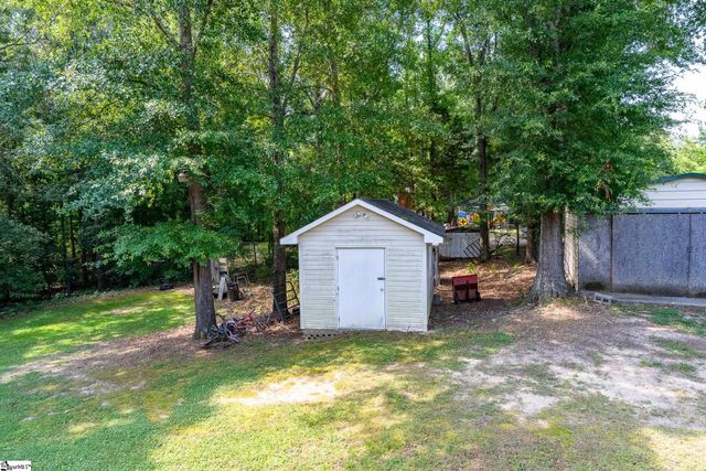 351 Knickerbocker Estate Drive, Fountain Inn, SC 29644